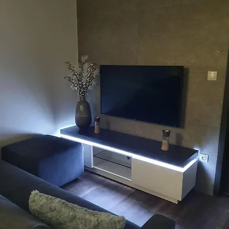 Devai-Lux Apartman Sarvar Exterior photo
