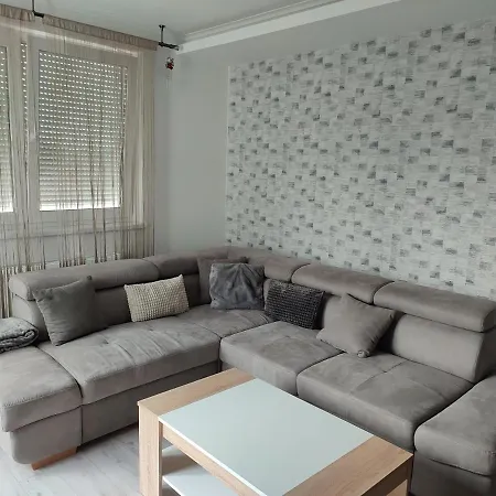 Devai-Lux Apartman Sarvar Exterior photo