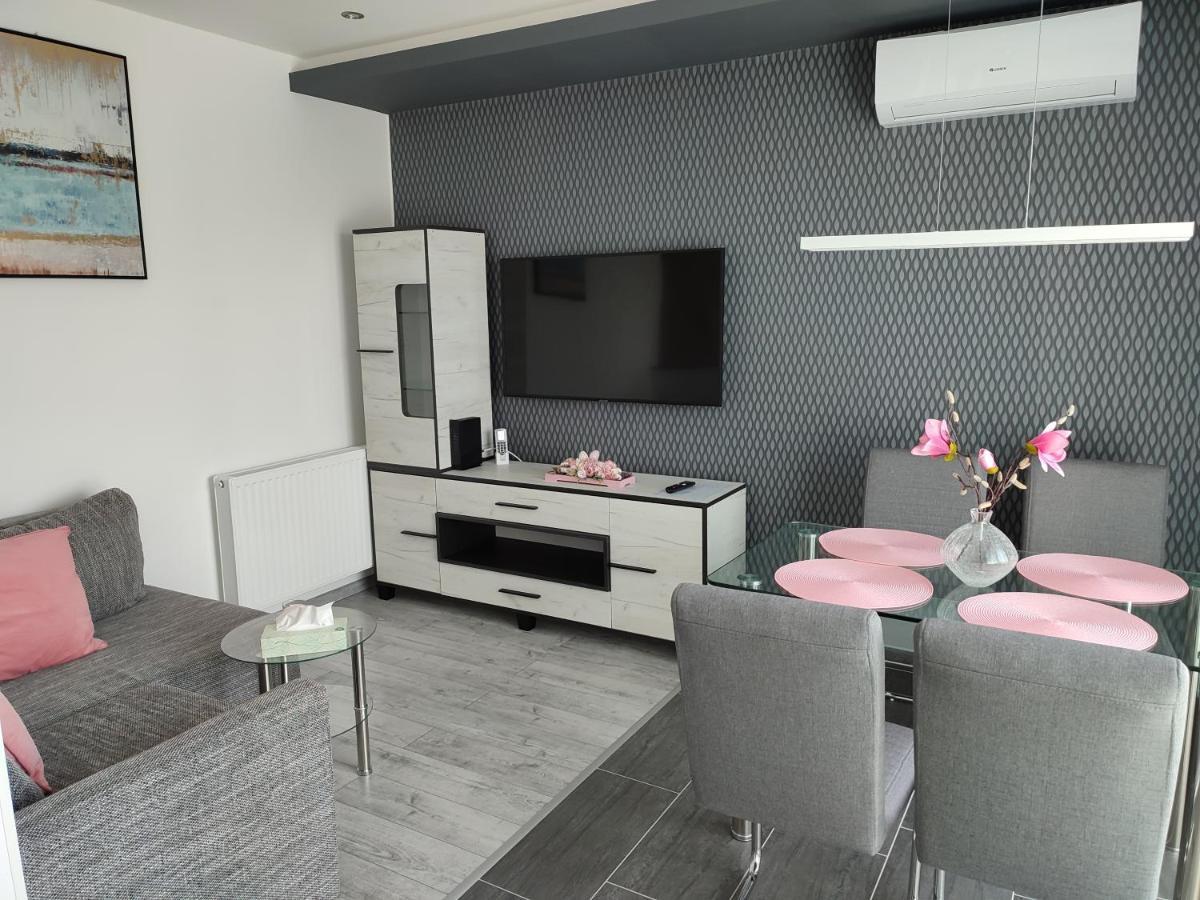 Apartment Devai-lux Sarvar