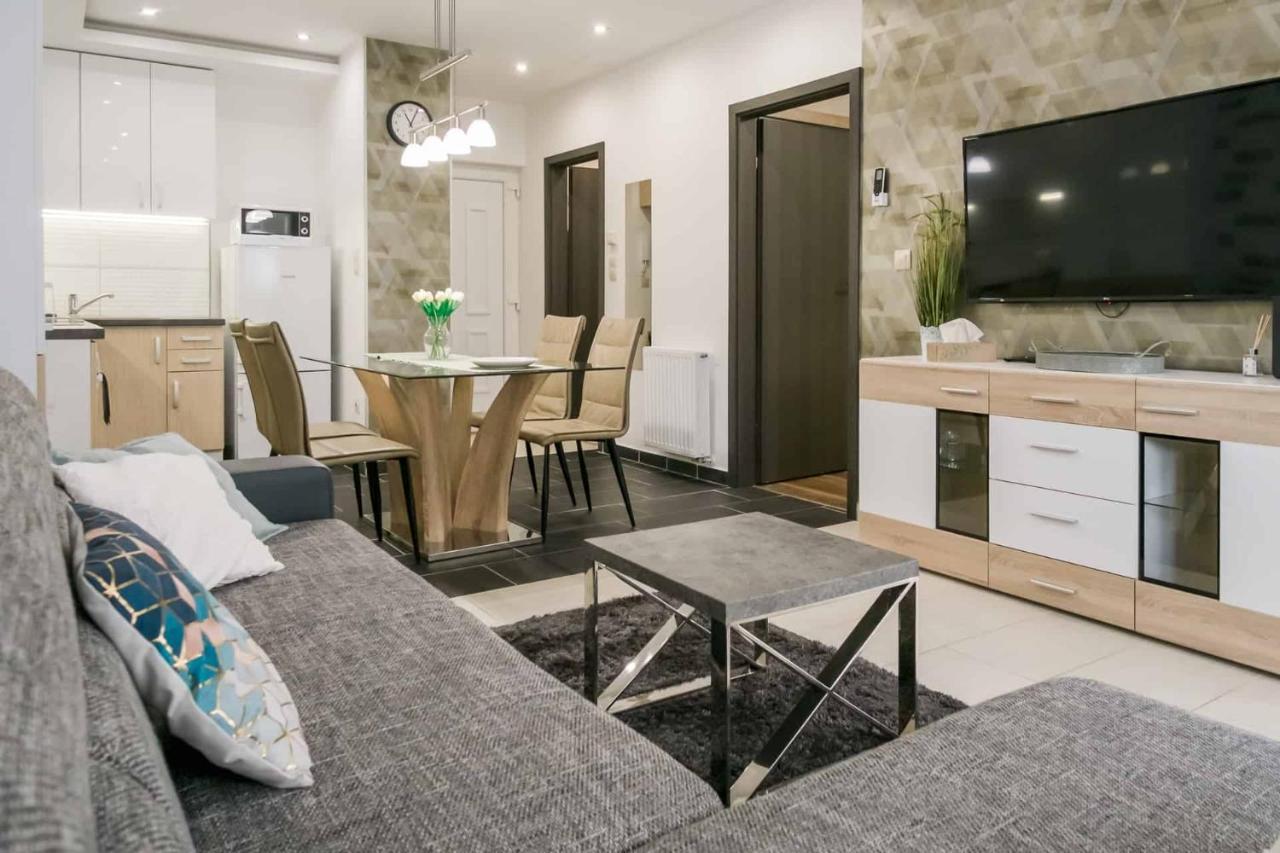 Apartment Devai-lux Sarvar