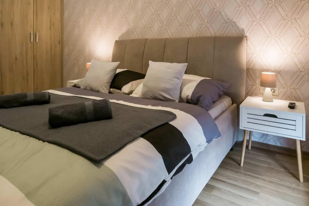 Apartment Devai-lux *