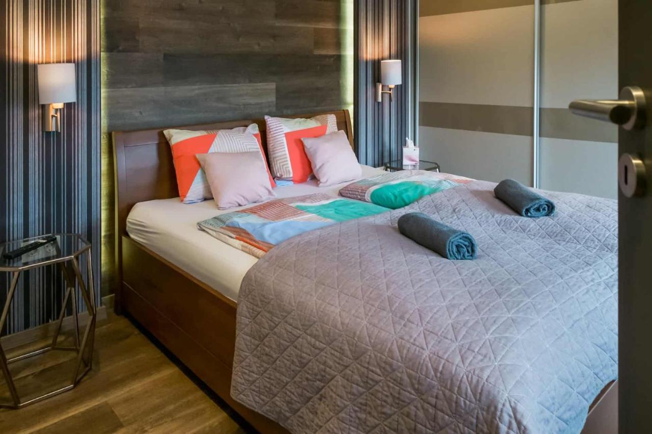 Devai-lux Apartment Sarvar