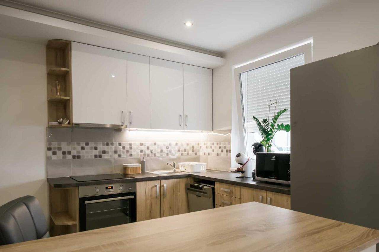 Apartment Devai-lux Sarvar